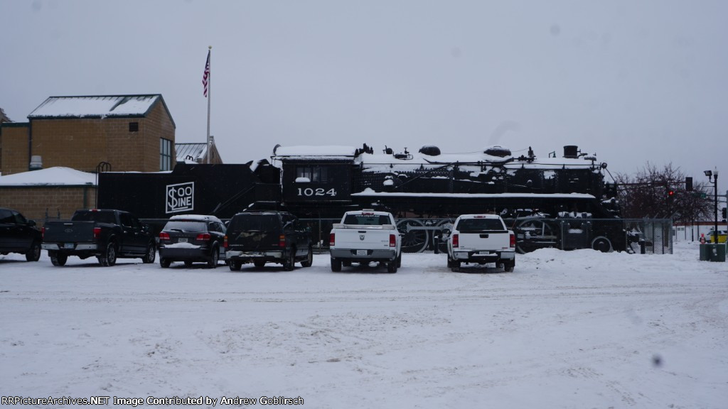 SOO 1024 in the Snow Right Side